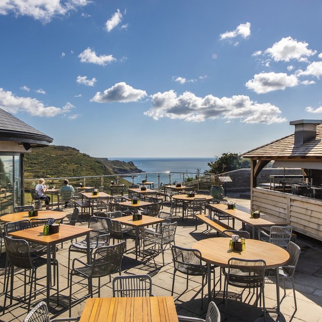 A luxurious hotel on the stunning Devon coast image